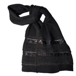 vintage women's 2000's black knit neck scarf for fall and winter weather